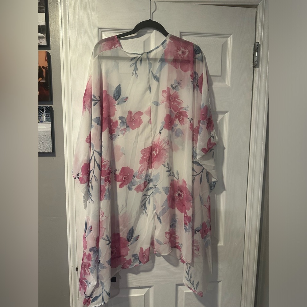 Women's Boutique One Size Kimono - Picture 5 of 5